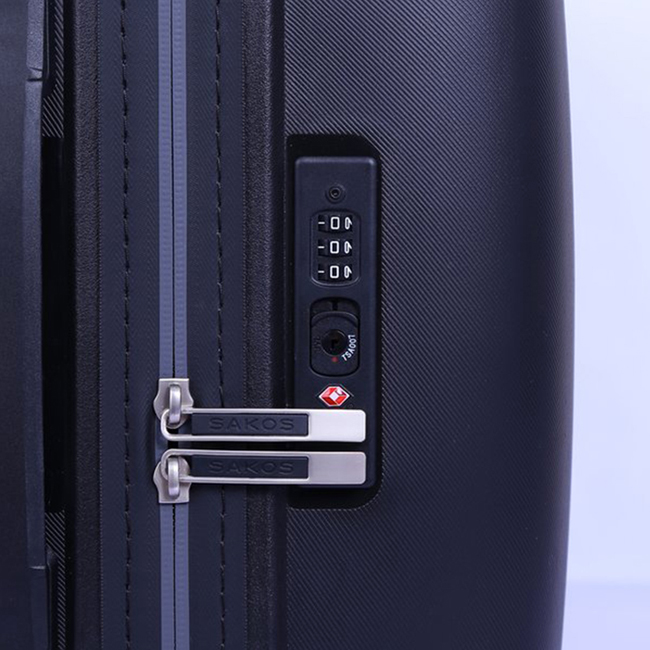 Vali Sakos Infinity được trang bị khóa số TSA cao cấp, loại khóa chìm, được chứng nhận an toàn bởi Cục An Ninh Vận Tải Hoa Kỳ
